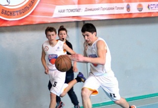 Шкільна Баскетбольна Ліга Сергія Дядечко